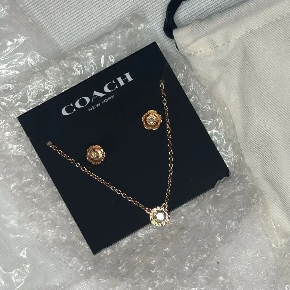 COACH Open Circle Necklace & Tea Rose Stud Earrings, New with Dust Bag